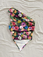Women'S Fashion Strapless Printed Mini Casual Floral Pattern Asymmetrical Short Top, Perfect for Vacations - Black