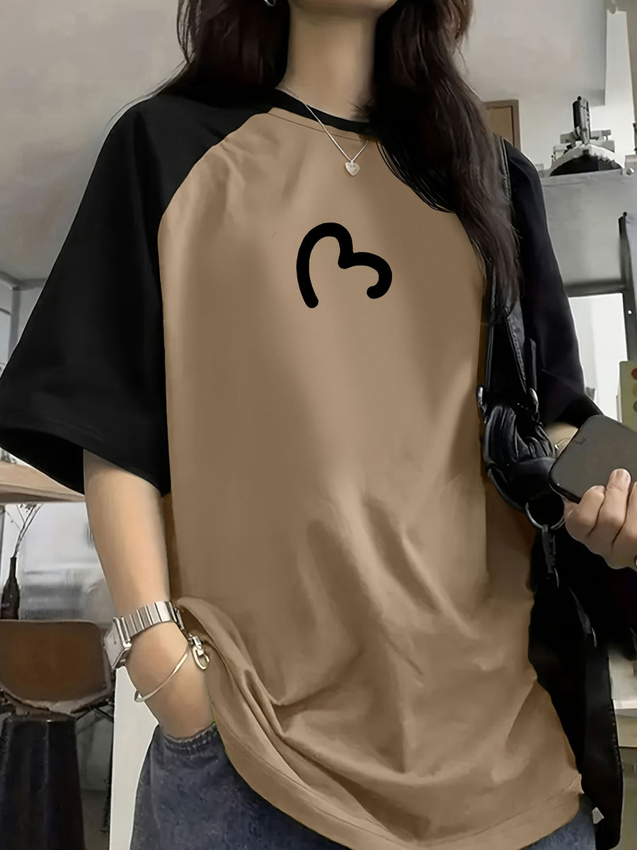 Women's Summer Fashion Loose-Fitting Pullover Short-Sleeve T-Shirt with Contrast Color Raglan Sleeves and Heart Print - Khaki