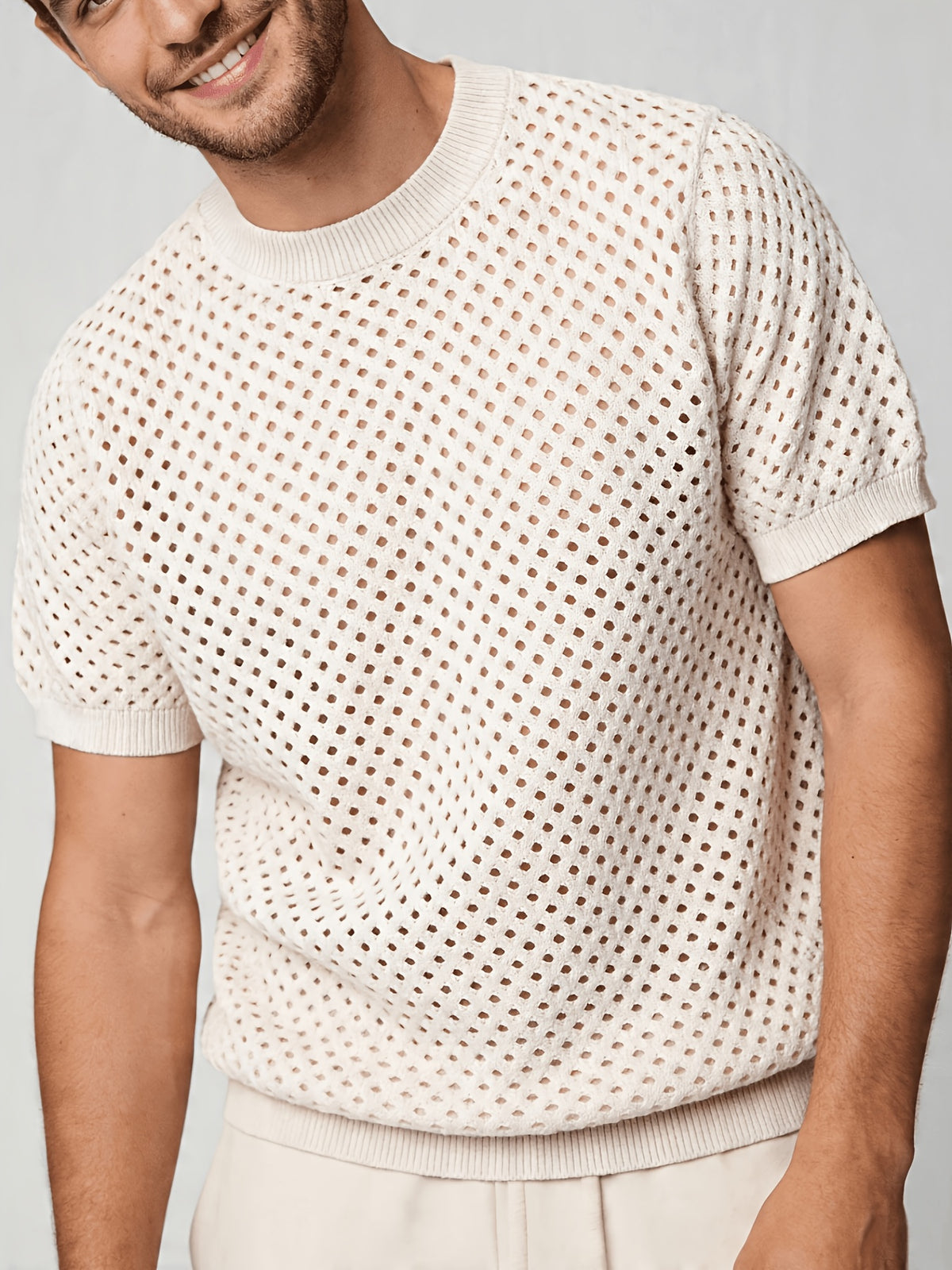 Men's Round Neck Short Sleeve Spring/Summer New Hollow Knit Fitted Style Casual Knit Shirt - Khaki