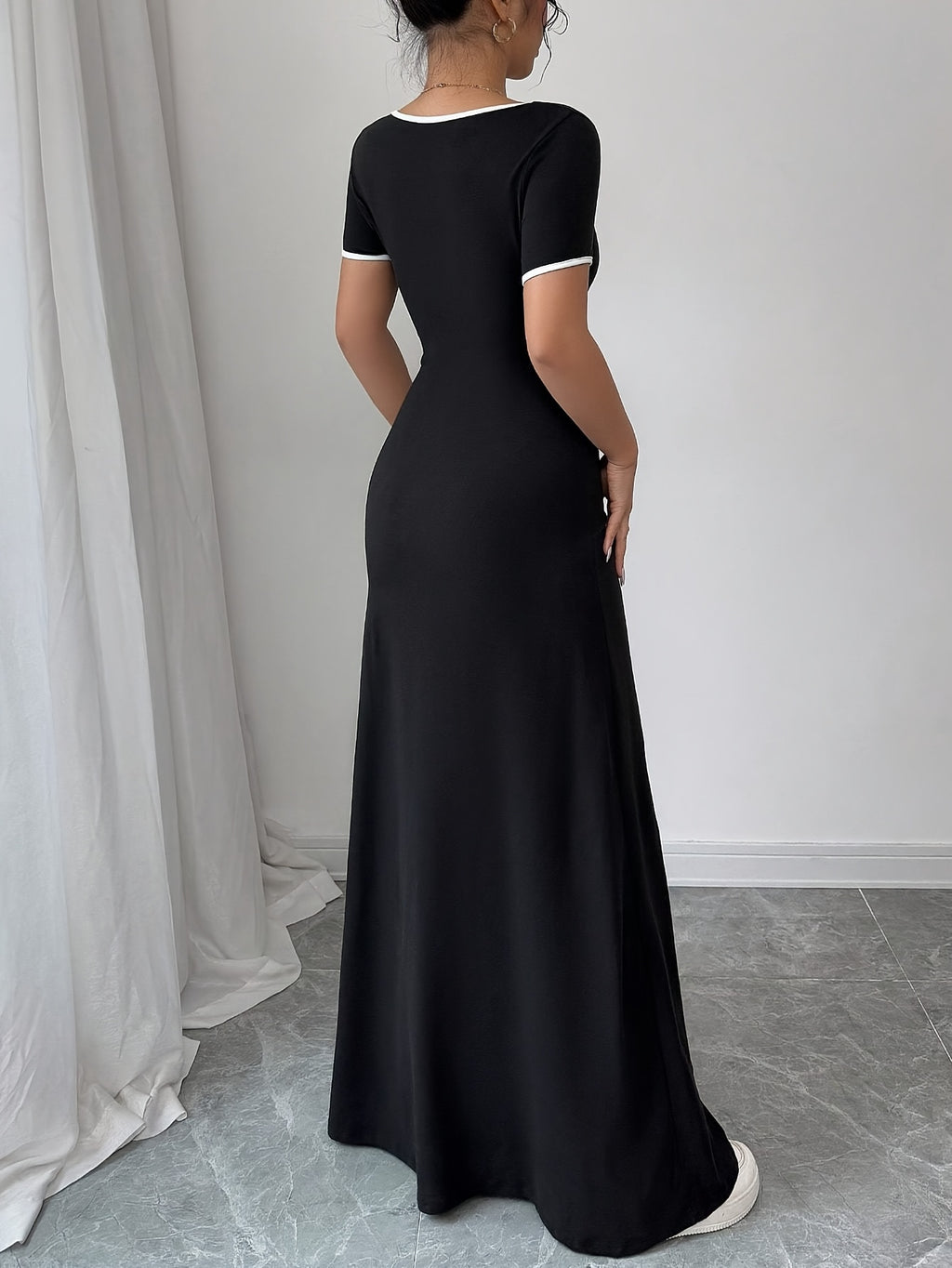 Women'S Square Neck Color Block Dress, Easy And Stylish, Suitable for Summer - Black