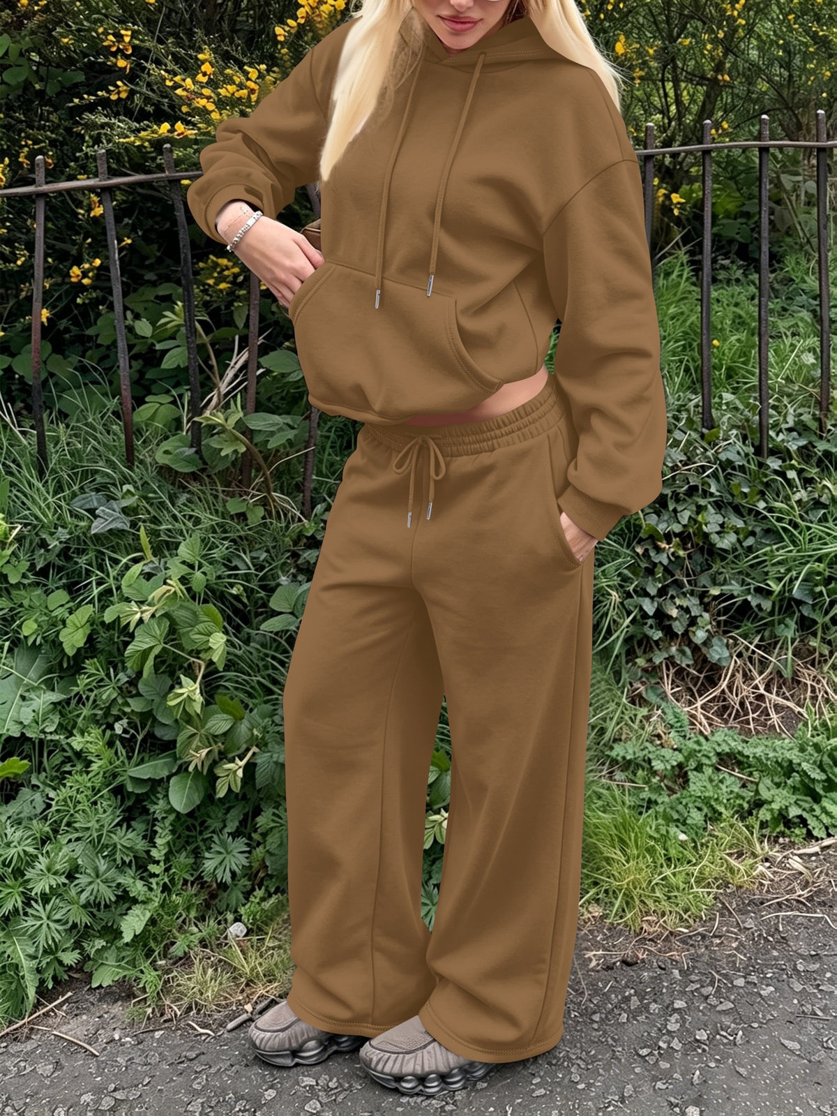 Halloween 2027NEW 2pcs Women's AutumnWinter Hooded Sweatshirt And Wide-Leg Pants Suit Kangaroo Pocket Long-Sleeve Jacket Wide-Leg Pants Suit Casual S Loose Suit Christmas Black Friday Cyber (27) - Brown
