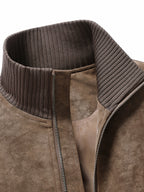Men's Stand Collar Jacket, Windproof, Warm, Versatile, and Wear-Resistant, with Textured Finish and Precision Stitching. Loose-Fit Short Baseball Jacket Style for Daily Commuting, Streetwear, and Autumn/Winter Casual Wear. Features Ribbed Cuffs - Brown