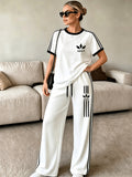 2pcs Women's Short Sleeve and Long Pants Set, Standard Size, Printed Color-Blocked, Comfortable and Soft, for Outings, Leisure, and Sports, with Long Sweatpants and Short Sleeve Top - White