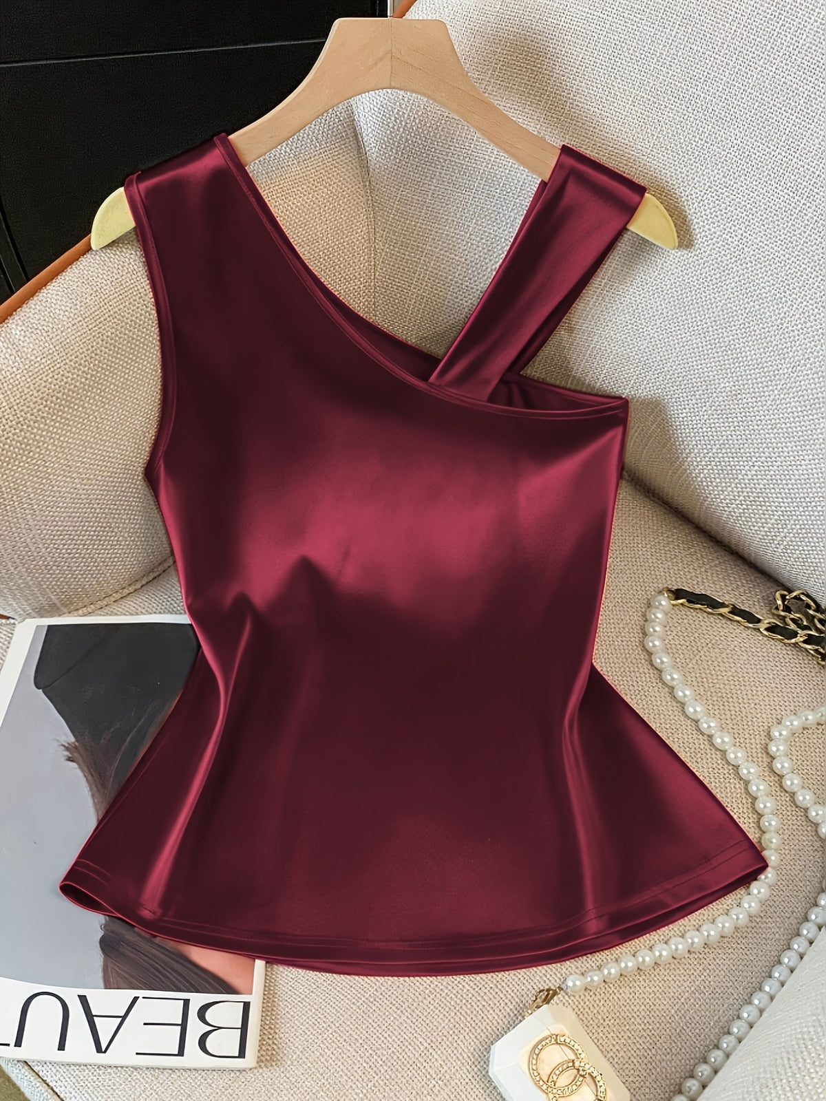 Women'S Elegant Asymmetrical Shoulder Textured Fabric Rose Floral Decoration Button Niche Design Vest Top - Burgundy