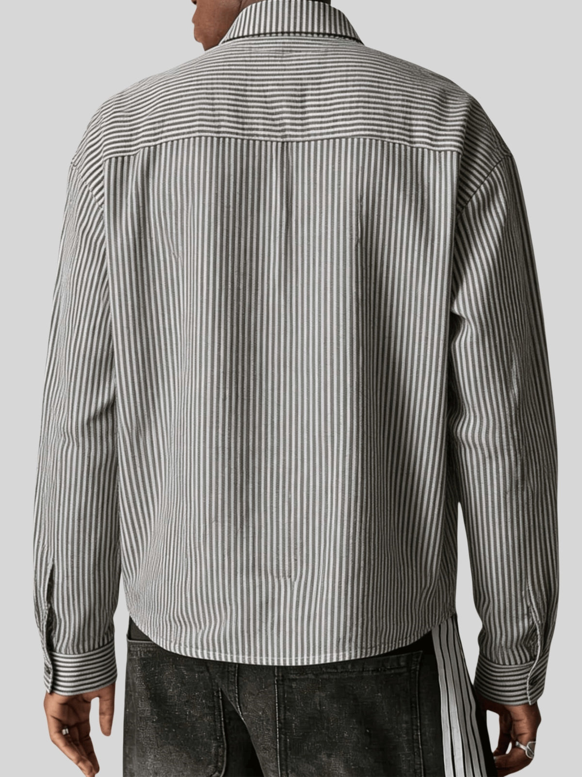 Men's Striped Long-Sleeve Shirt with Free Tie - New Spring, Summer, Autumn Niche Design Lapel Striped Casual Shirt - Suitable for Daily Outings, Commuting to Work, Dates, and as a Gift for Friends and Family - Stylish and Versatile Long-Sleeve Shirt - Black And White Stripes