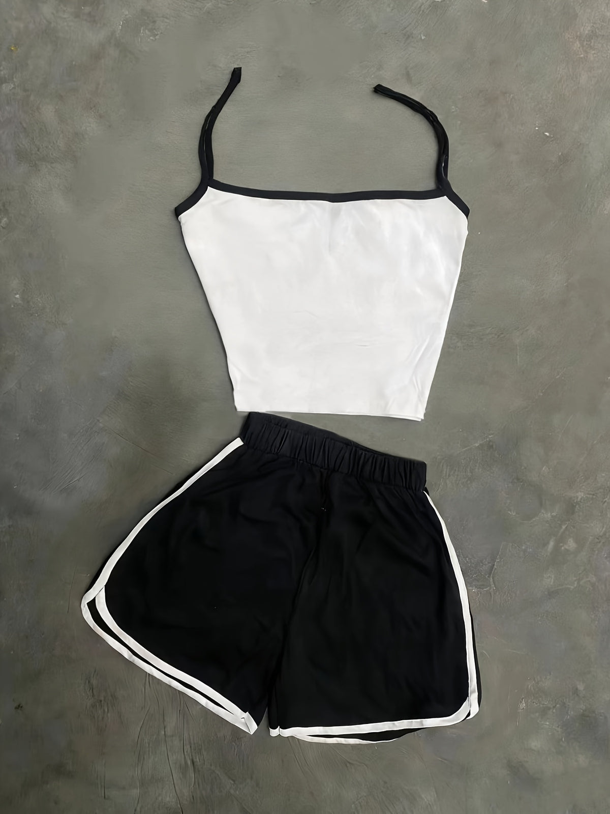 Elegant and Stylish New Spring/Summer Women's Color-Block Letter Print Waist-Cinching Backless Crop Camisole + Elastic Simple Casual Shorts Set ZLLZ - White+black