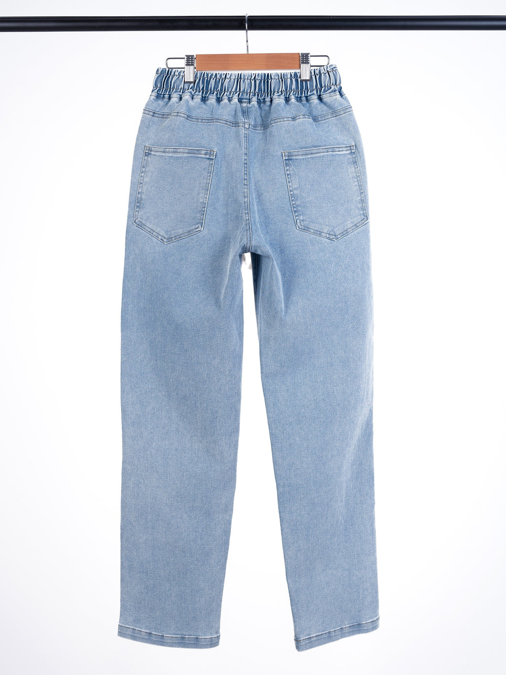 Vintage  Denim Pants, American Unisex Style, Loose-fitting Casual Trousers. Washed and Distressed for a Vintage Look, with a Three-dimensional Fit That Wraps Around the Hips. Highly Breathable, with Extra-large Size and Ample Elasticity, Suitable for - Light Blue