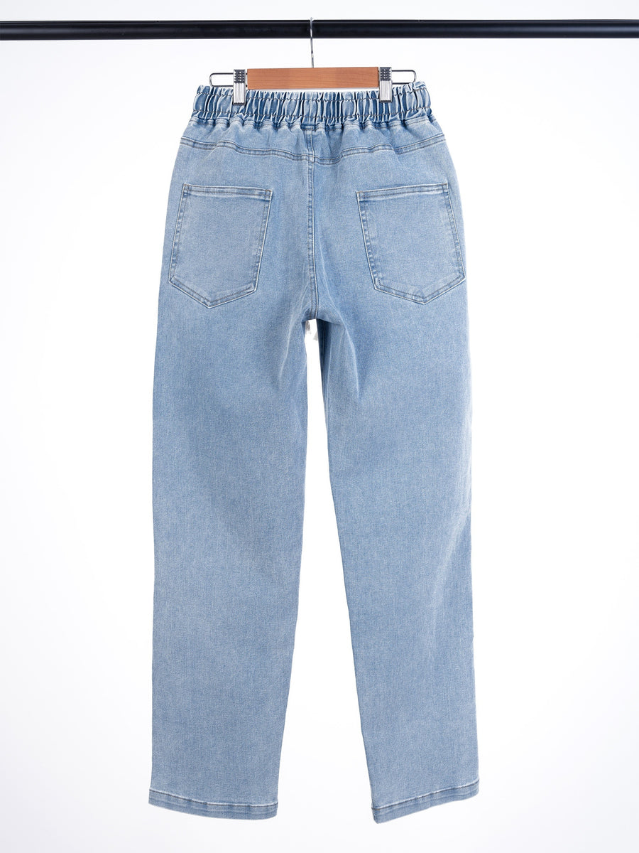 Vintage Denim Pants, American Unisex Style, Loose-fitting Casual Trousers. Washed and Distressed for a Vintage Look, with a Three-dimensional Fit That Wraps Around the Hips. Highly Breathable, with Extra-large Size and Ample Elasticity, Suitable for - Light Blue