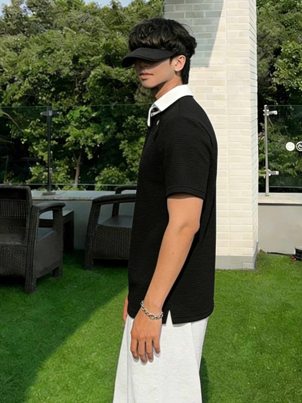 [Yulemi] Korean Casual Style Black And White Color Block Waffle Polo Shirt Men'S Design Sense Slanted Buckle Lapel Short Sleeve T-Shirt Loose Casual Top - Black