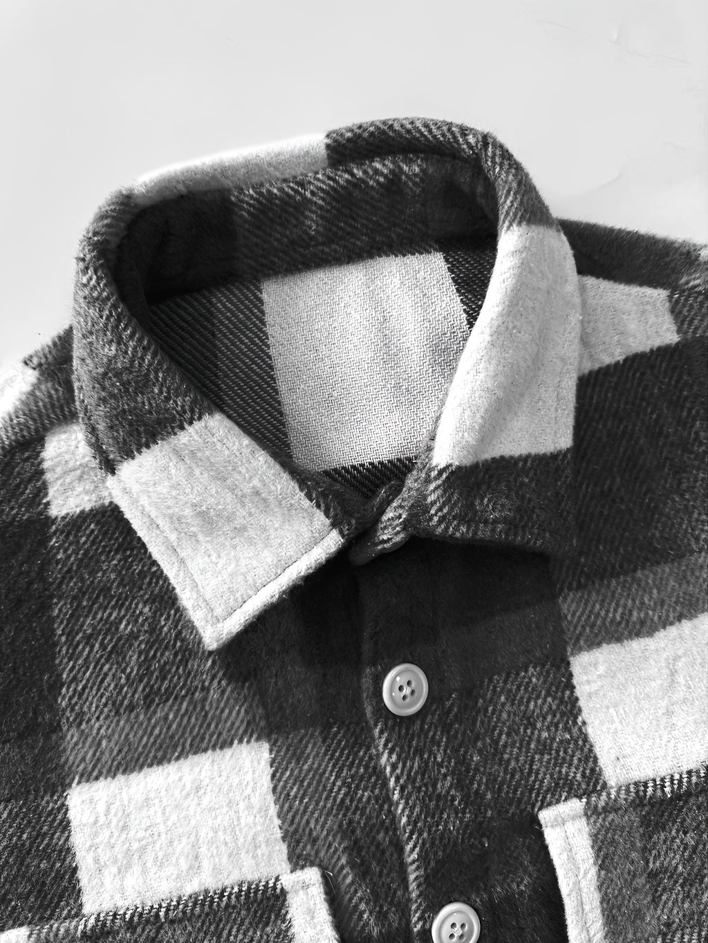Autumn/Winter Men's Casual Jacket, Vintage Plaid Lapel Long-Sleeve Shirt Top, Button-Up Cardigan Outerwear, Chest Pocket Design, for Outdoor Sports and Daily Wear, Stylish and Versatile Style - Black