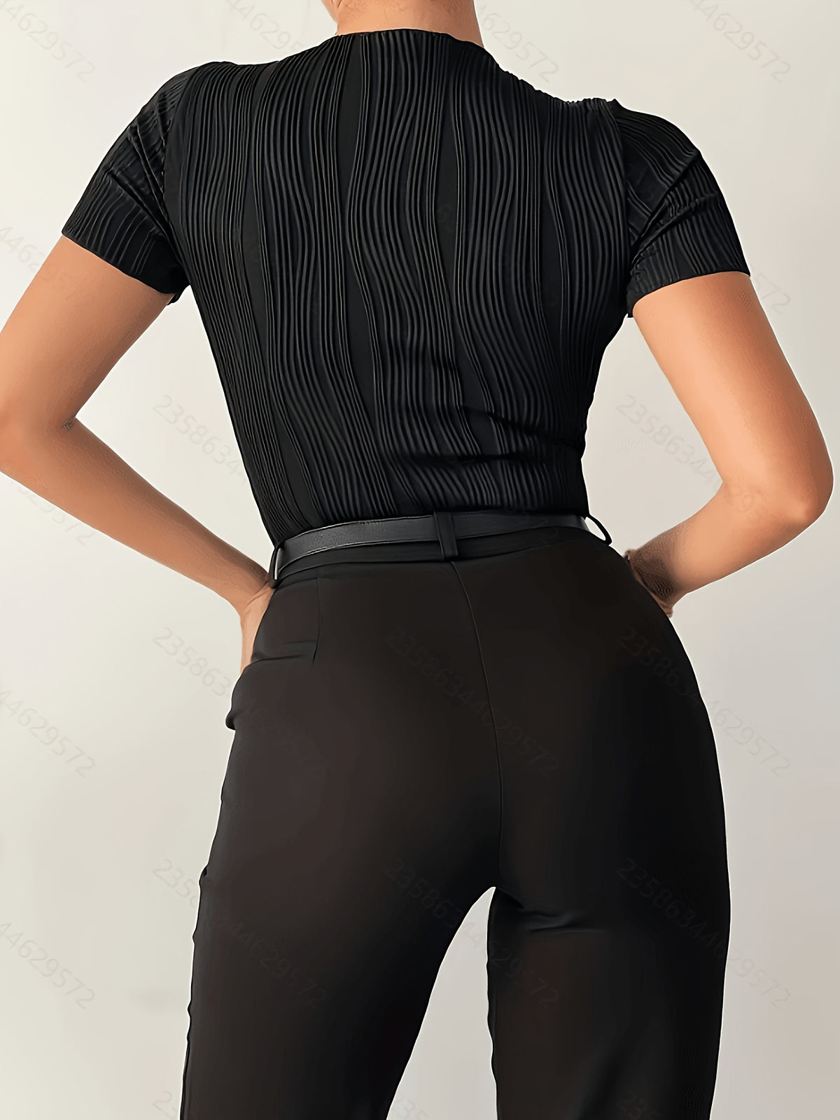Fashionable Women's Short Sleeved TopFashionable Women's Short Sleeved Top - Black