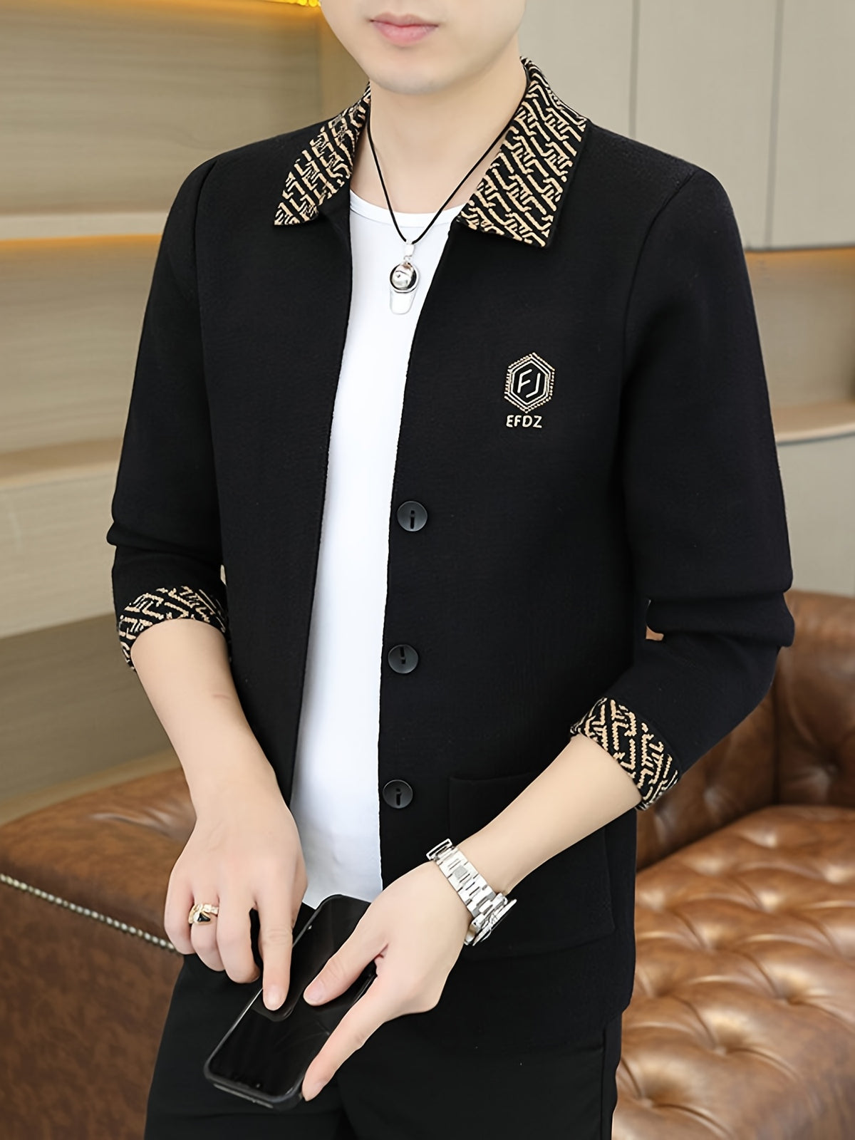 [Whale-Crossing Lan OB 1pc Autumn Winter New Men'S Knit Cardigan, Old Money Style Contrast Lapel Pocket Button-Front Cardigan Men'S Business Casual Fashion Button-Front Knit Top, Collar Design with Letter Embroidery Suitable for Spring, Autumn - Black