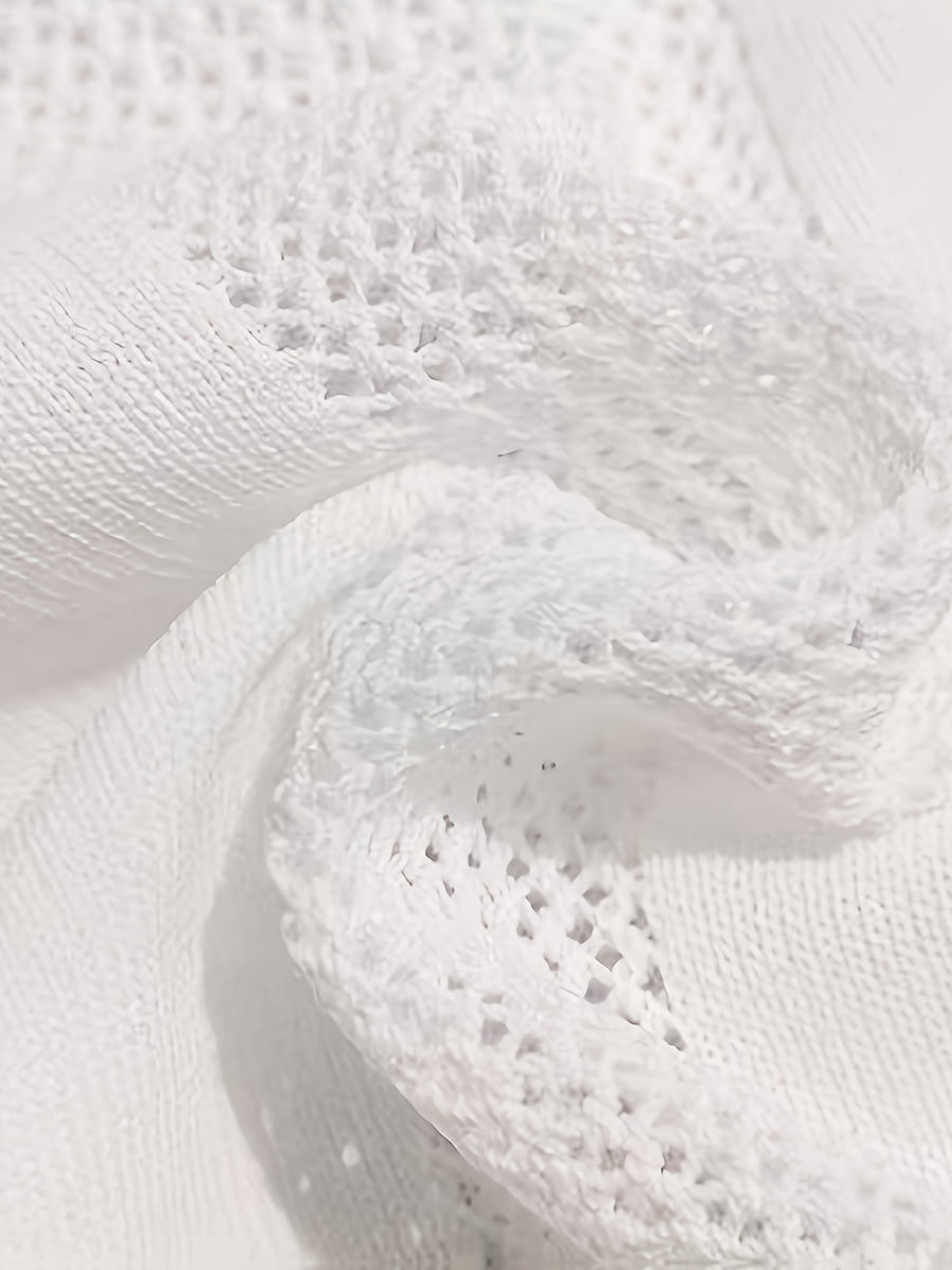 New Summer Collection of Men'S Fashion: Solid Color Hollow V-Neck Knitted Short Sleeves - White