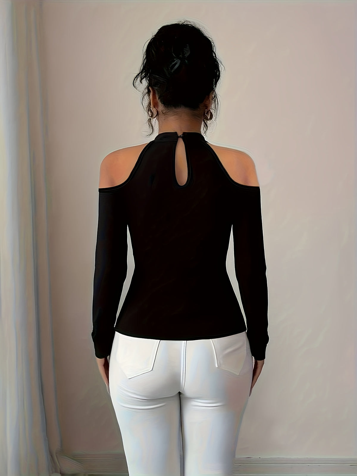 Autumn And Winter New Hollow Out Off-Shoulder Applique Pleated Curved Hem Slim Fit Versatile Top - Black