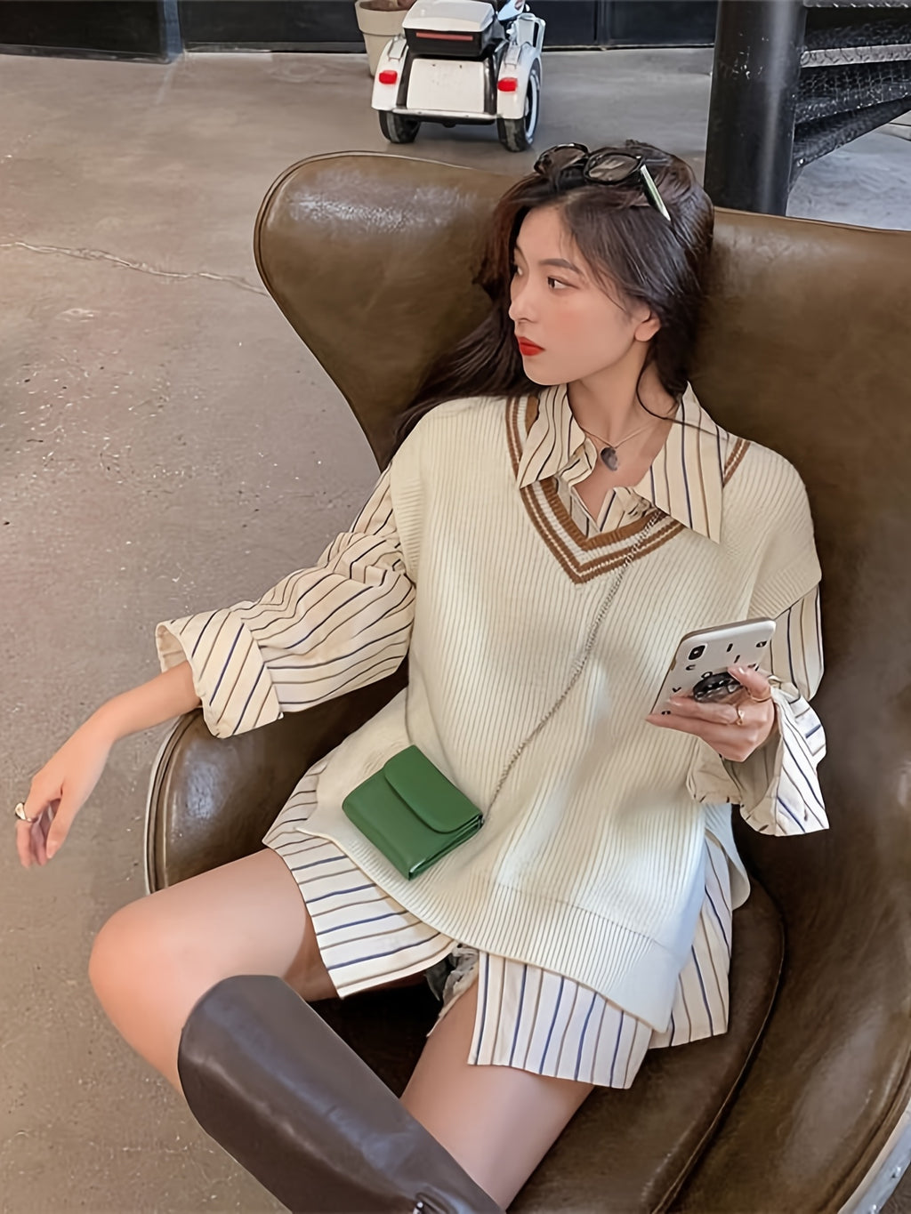 2025 Spring/Autumn College Style V-Neck Sweater Vest Top Chic Little Dress Style Vest - Off-white