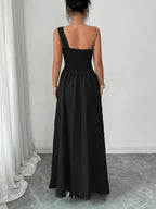 New Summer Women's Off-Shoulder Rose-Embellished Long Dress with Waist-Defining Slit, Elegant One-Shoulder Design, Mature Style for Dates and Banquets - Black