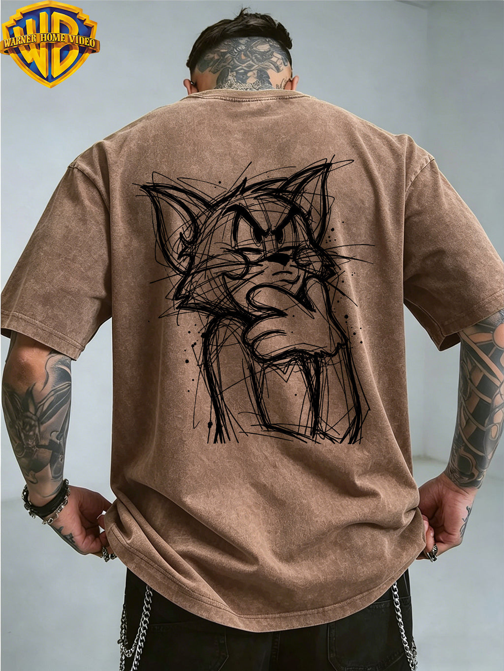 Warner Bros. Official License, Classic Cartoon Character Angry Raging Hand-Drawn Line Art Print, American Retro Washed Distressed T-Shirt, Unisex, Machine Washable, Suitable for Daily Commute And Outdoor Wear - Coffee Color