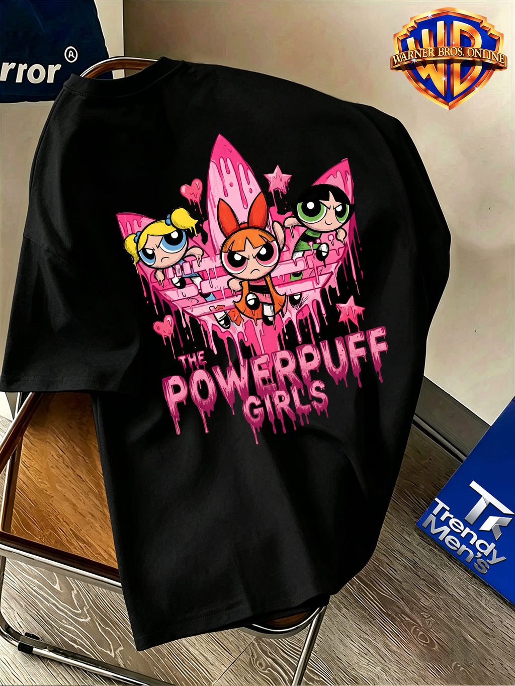 Warner Bros. Authentic Men's 100% Cotton Short-Sleeve T-Shirt, American Streetwear Brand Cartoon Print Top. Features a Complete and Full Cartoon Girl Group Design with a Sweet-cool Color-blocking Visual Effect. Eye-catching Visual Appeal - Black