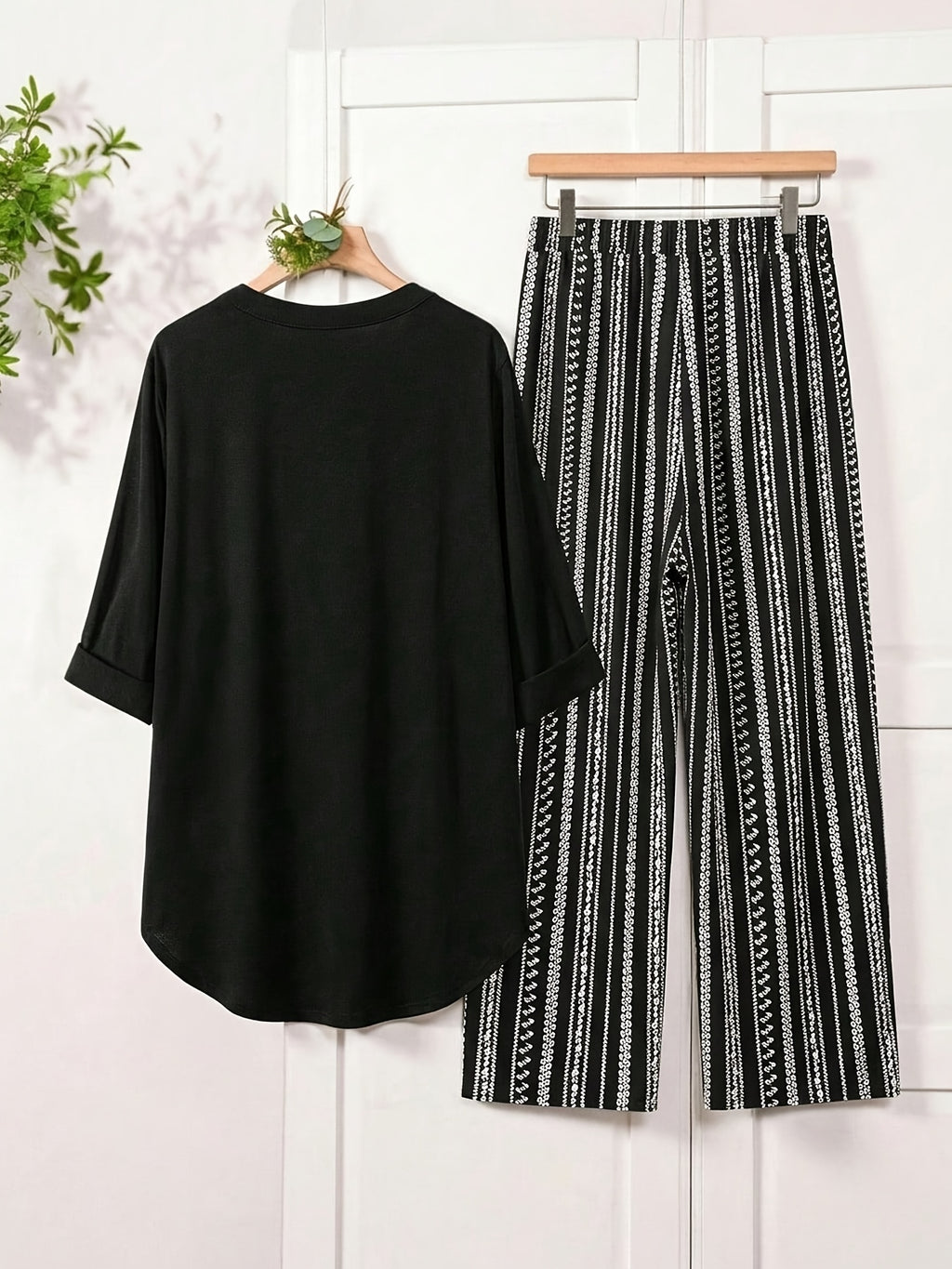 Women's Cuff-Tie Button-Up Shirt and Wide-Leg Pants 2pcs Set - Black