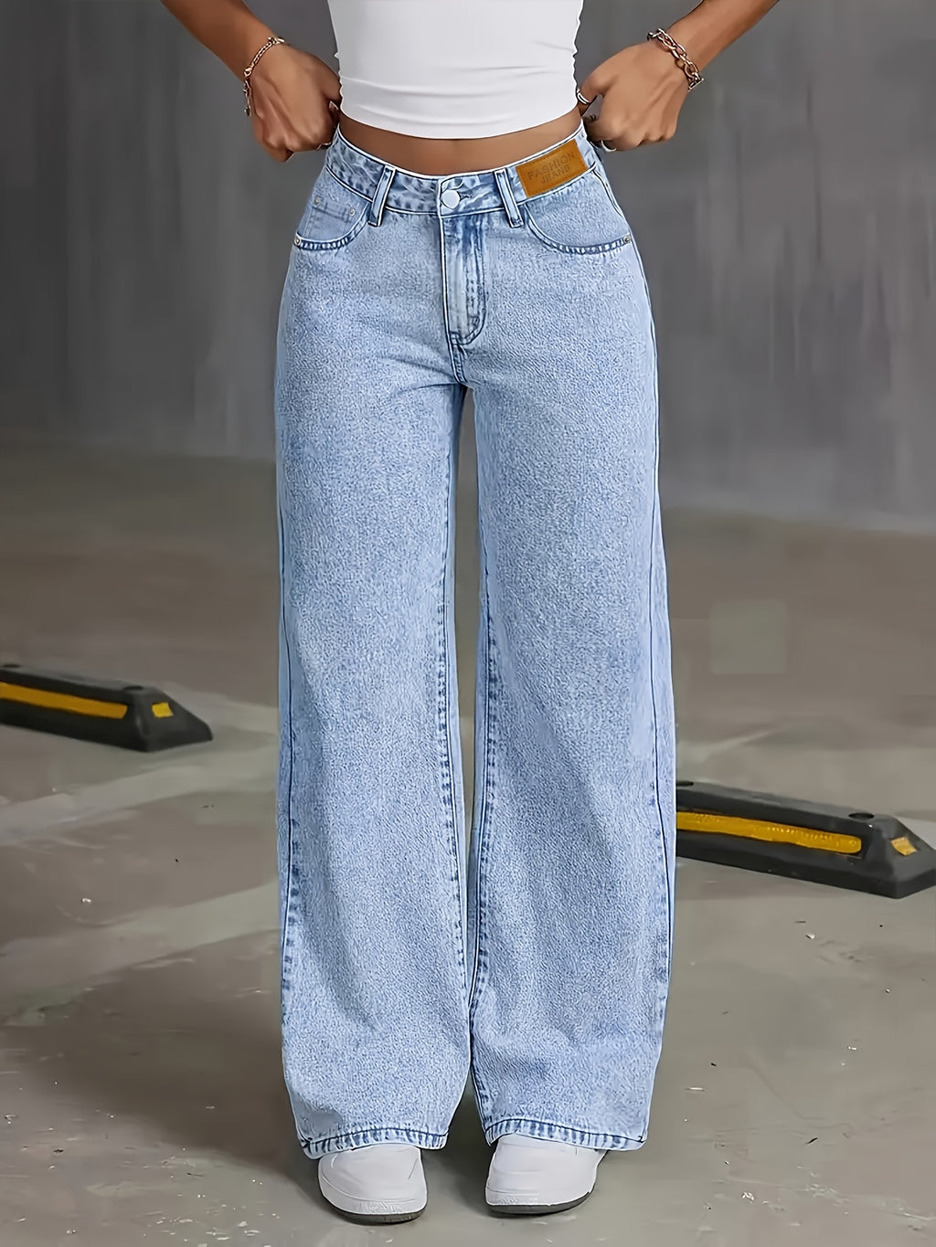 Women's Distressed Snowflake Washed Loose Straight-Leg Jeans - Light Blue