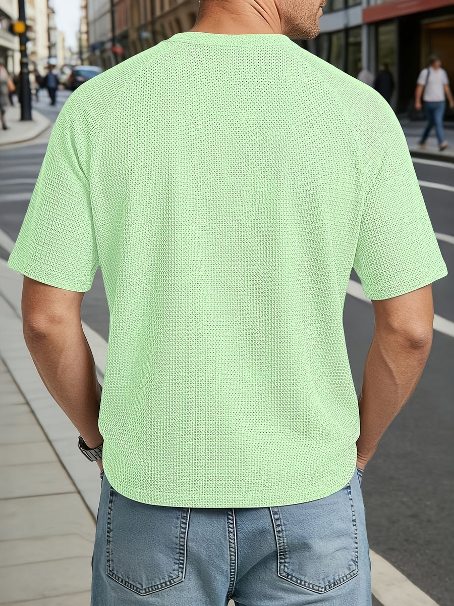Men's Large Waffle Knit Chicken-Heart Neck T-Shirt - Loose Fit Short Sleeve Crew Neck Shirt with Hem Logo Decoration, Breathable Summer Casual & Sportswear, Solid Color Suitable for Gym, Casual Attire, Machine Washable - Light Green