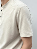 Men'S Solid Black Split Shoulder Mandarin Henley Collar Short Sleeve Top, Summer Office Daily Commute Golf City Street Outfit, Stretch Wrinkle Resistant Cooling Breathable 2-Button Tee, Middle-Aged Gentleman Business Casual Outfit, Minimalist Stand - Beige Color
