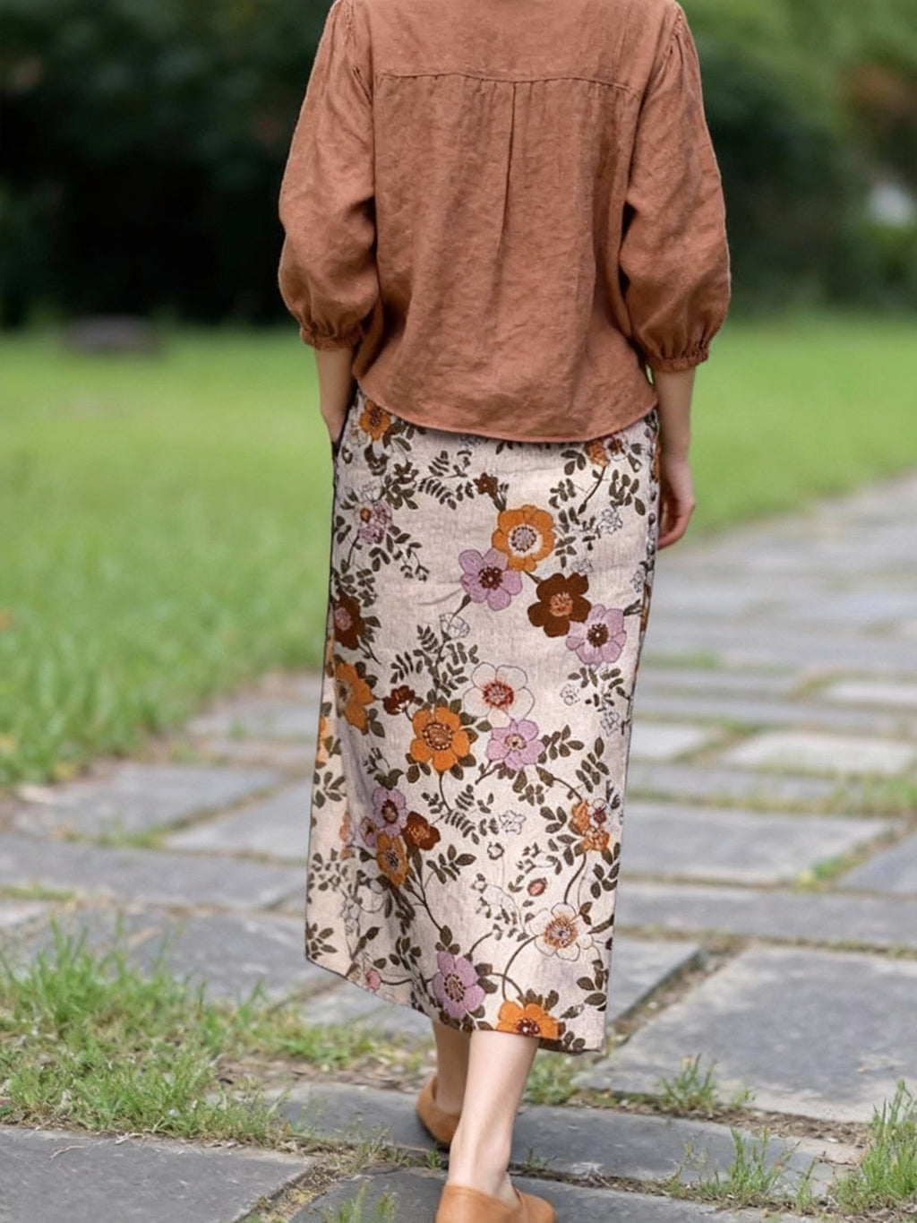 Women's Printed Straight-cut Skirt with Elastic Waist and Pockets - Multicolor