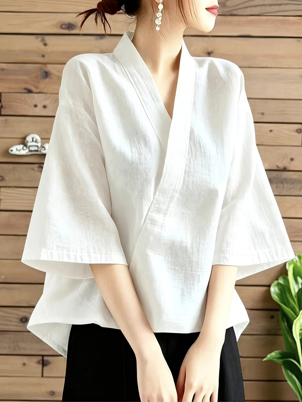 Women'S Cross V-Neck 3/4 Sleeve Kimono Top - White