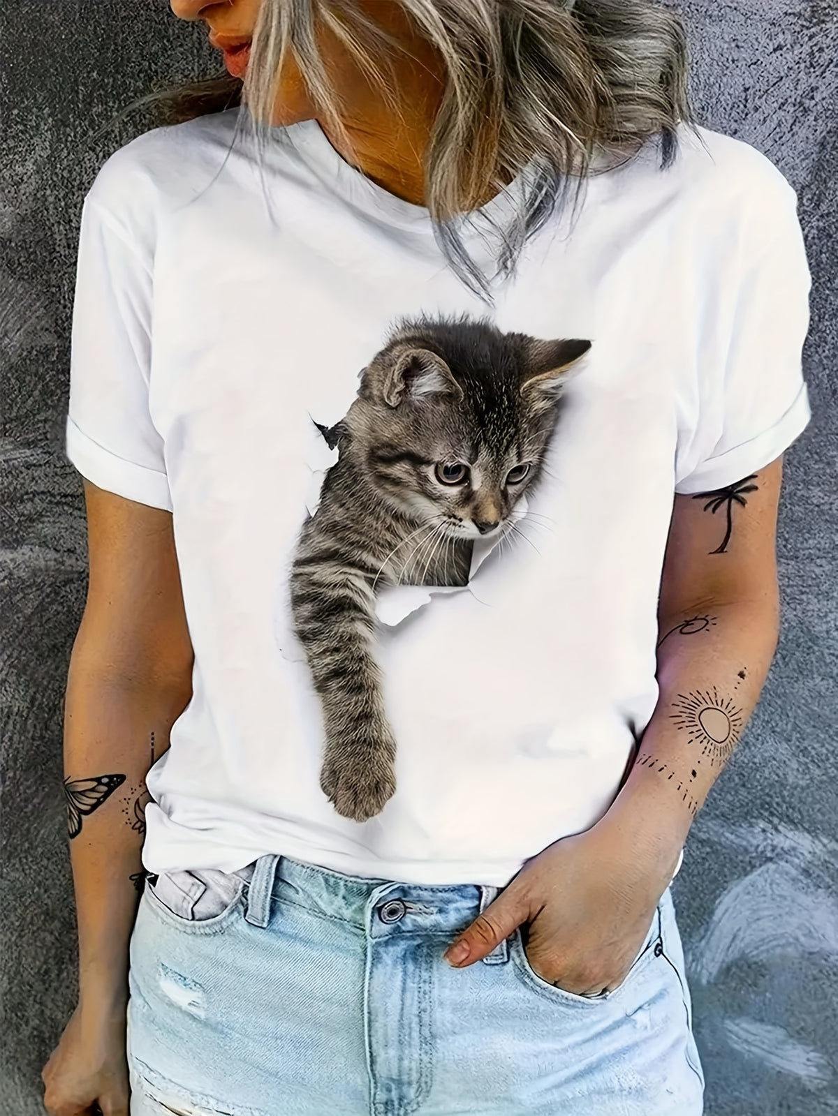 Cute and Playful Cat! White T-shirt with 3D Cut-Out Kitten Design, Loose Fit for a Soft and Adorable Vibe, Effortlessly Capturing Cute and Lively Energy, Stand Out When Going Out - White