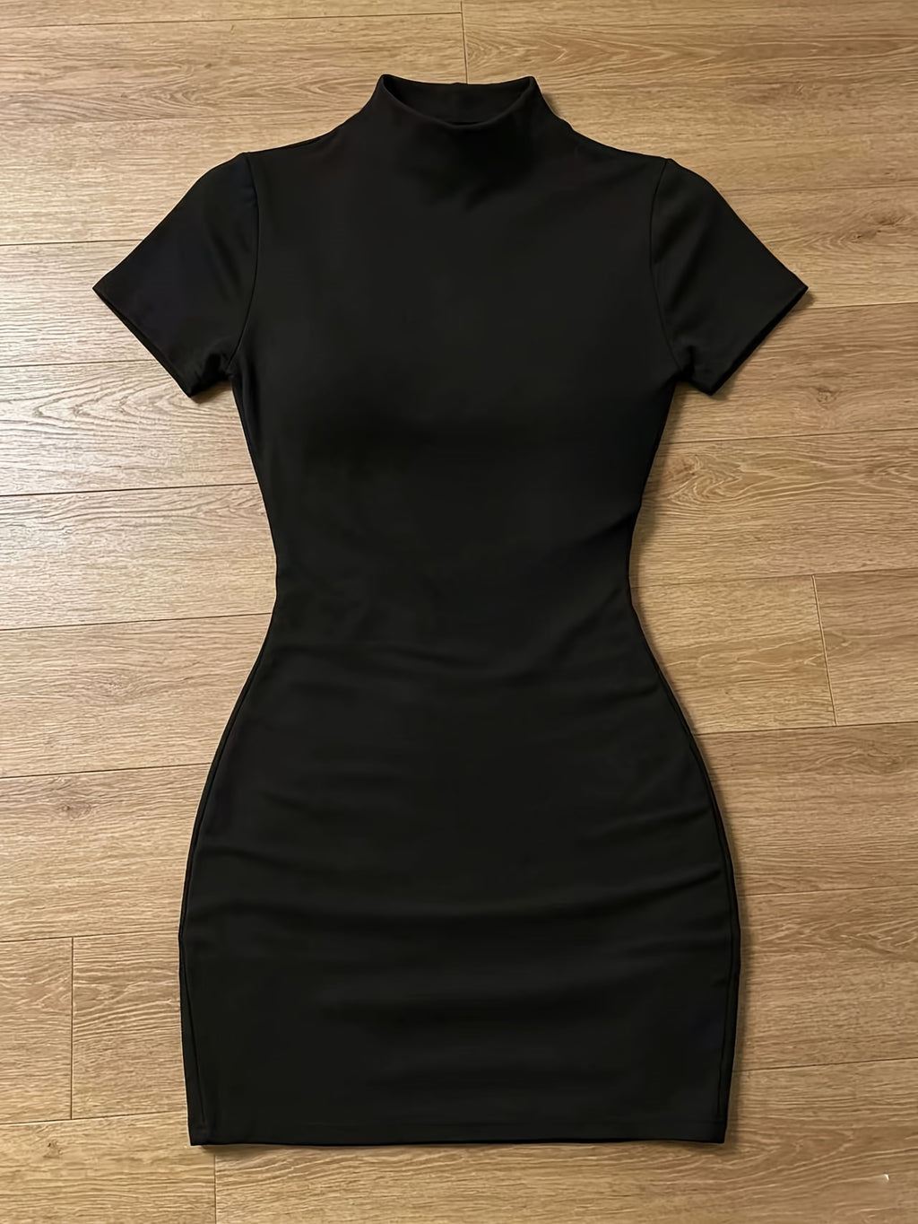 Women's Casual Commuter Style Dress, White Half-High Neck Short Sleeve Slim Fit Hip-Hugging Mini Skirt, Suitable for Spring/Summer Daily and Date Wear - Black