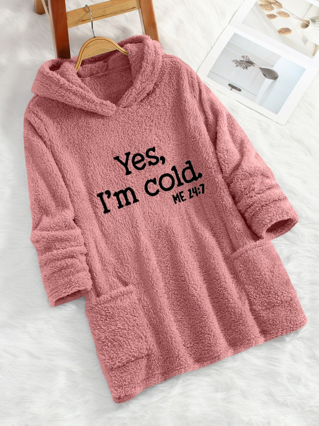 Women's "Yes I'm Cold" Printed Teddy Bear Hooded Sweatshirt - 100% Polyester Relaxed Fit Long Sleeve Pullover with Double Pockets, Cozy Fleece-Lined Casual Winter Top for Fall & Winter - pink