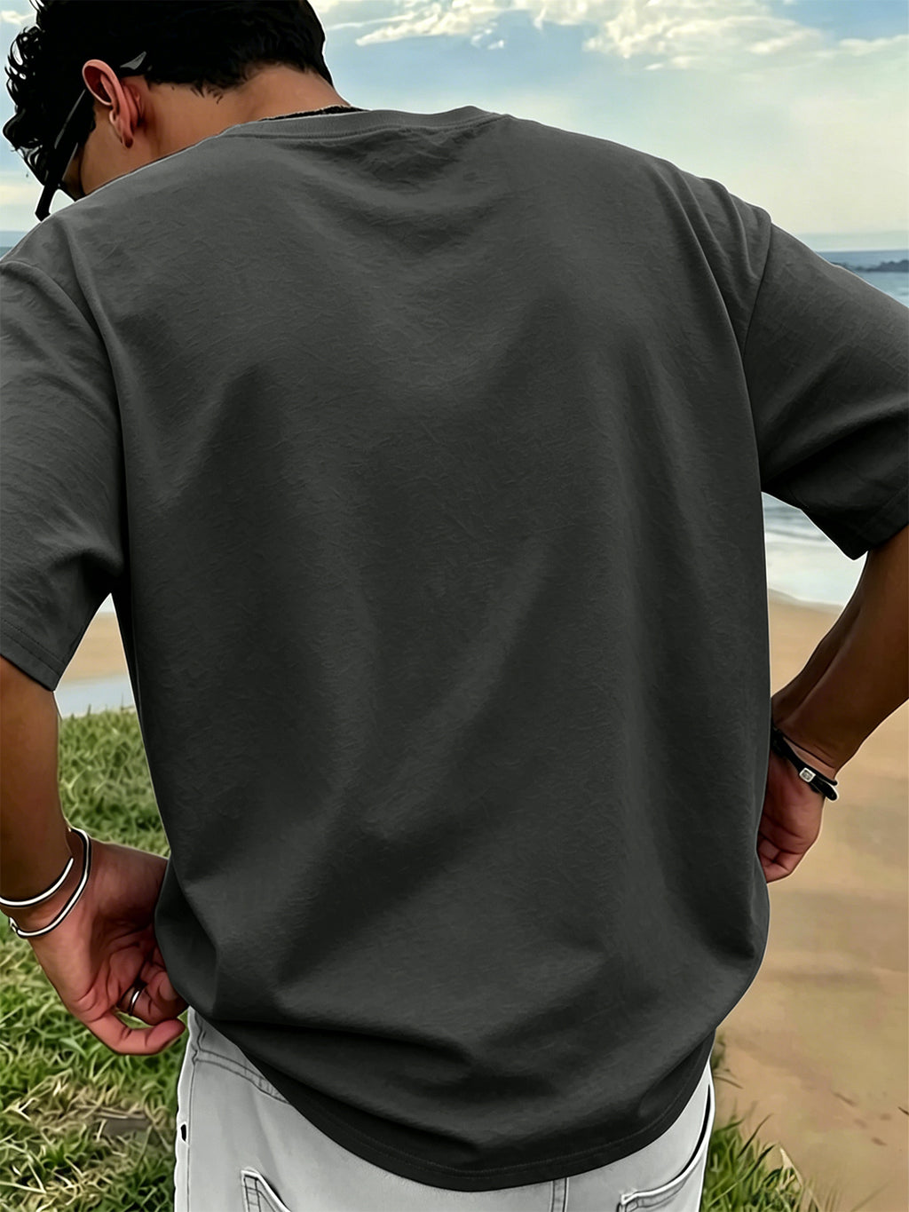 Men's 100% Cotton Nautical T-Shirt with Anchor & Compass Print - Soft Breathable Round Neck Casual Shirt Suitable for All Seasons, Beach Vacations, Sailing, Fishing, Casual Attire - Machine Washable Maritime - Dark Gray