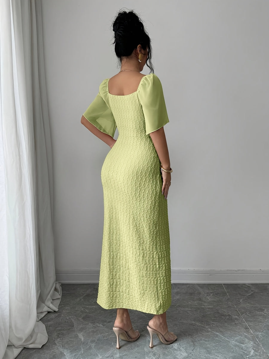 Elegant French-Style Gentle Fit Bodycon Dress with Metal Buckle Accent Pleats, Figure-Flattering Temperament Long Dress for Daily Commute, Dates, and Dinner Parties, Women's Clothing - Light Green