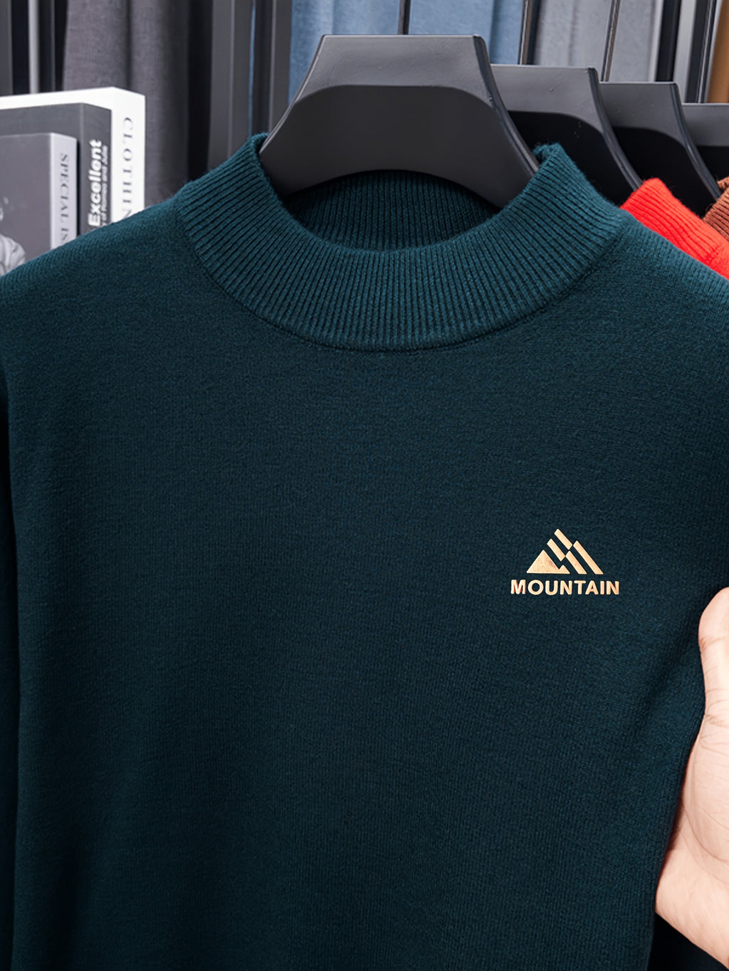 Minimalist Urban Round Neck Sweater for Daily Commute - Blackish Green