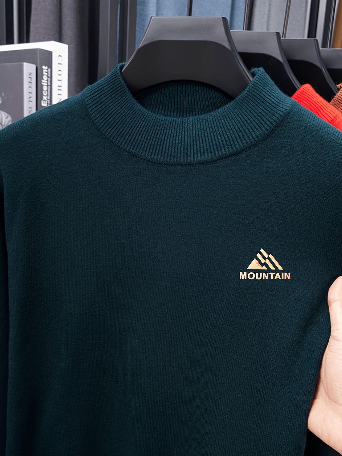 Minimalist Urban Round Neck Sweater for Daily Commute - Blackish Green