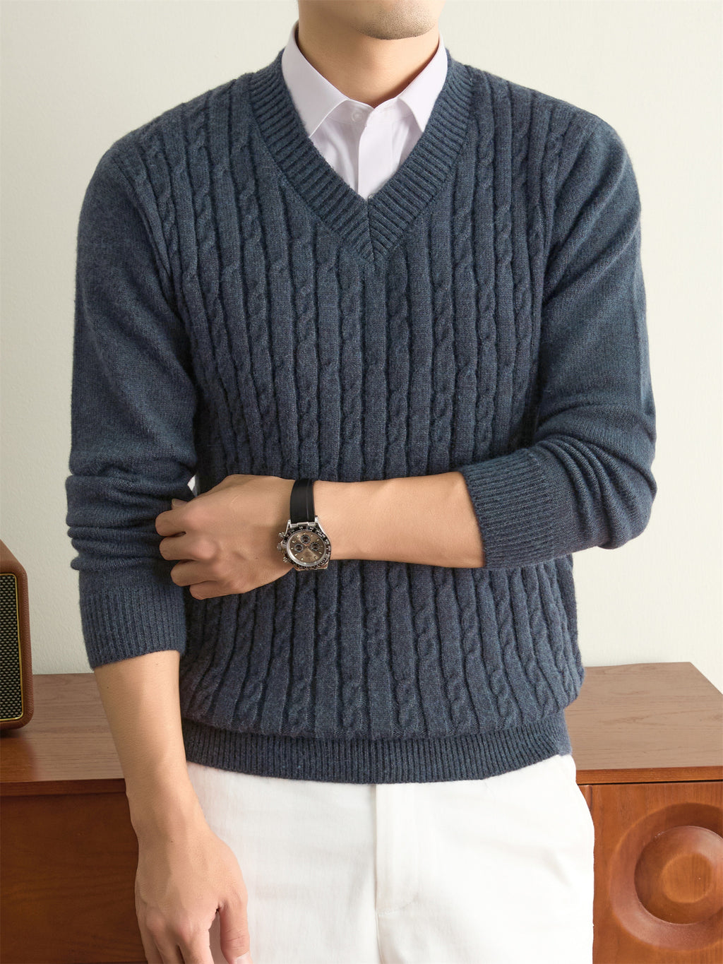 Men's Solid Color V-Neck Sweater - Warm Winter Knit Pullover with V-Neck Collar, Basic Long Sleeve Knitwear Suitable for Fall and Winter, Casual Office Wear, Hand Washable Regular Fit Sweater for Layering - Deep Gray