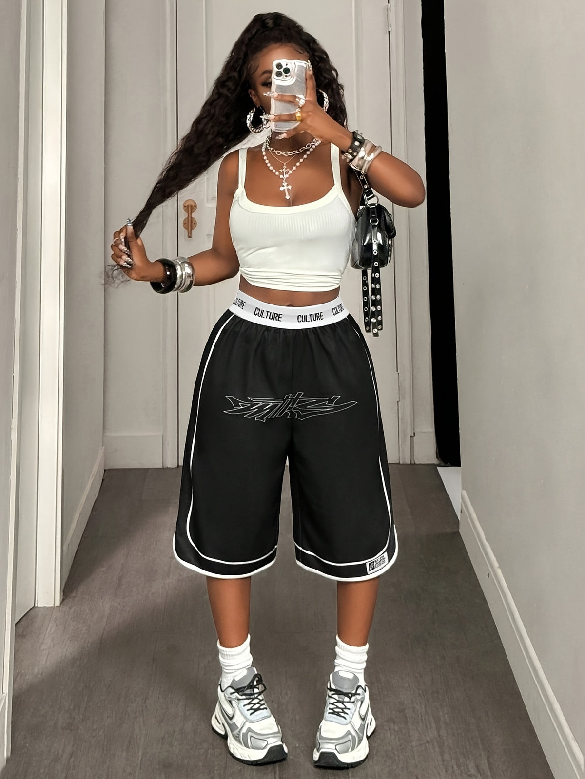 Women'S Fashion Contrast Narrow Waistband High-Waist Letter Pattern Style Elastic Waist Loose Shorts PB-1180 - Black
