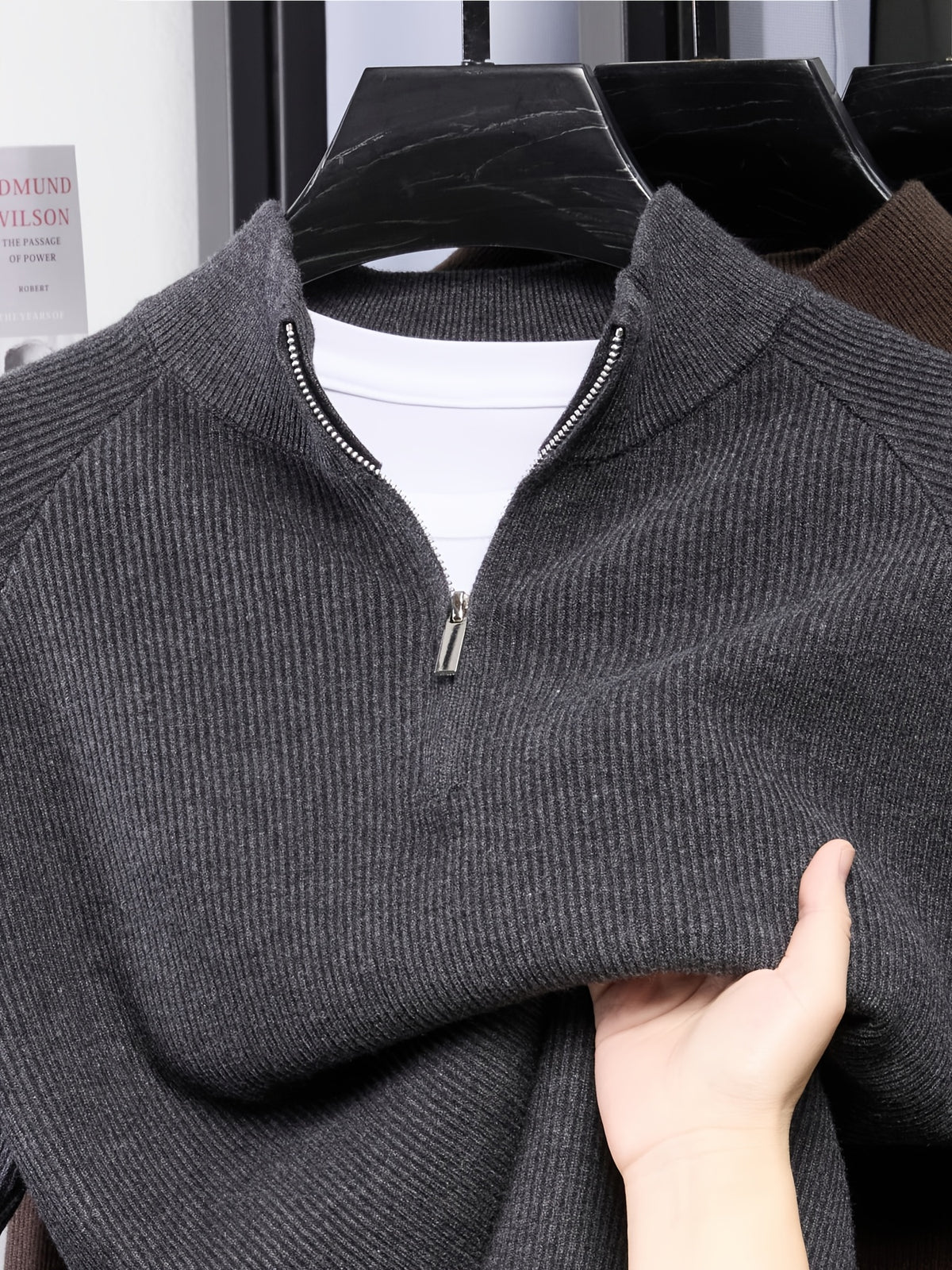 Du Jing Lan OBM Spring/Autumn New Arrival Men's Knitted Pullover, Old Money Style Solid Color Half-Open Placket Stand Collar Long Sleeve Knitted Pullover, Men's Business Casual Fashion Ribbed Sweater, Suitable for Layering or Wearing as an Inner - Dark Gray