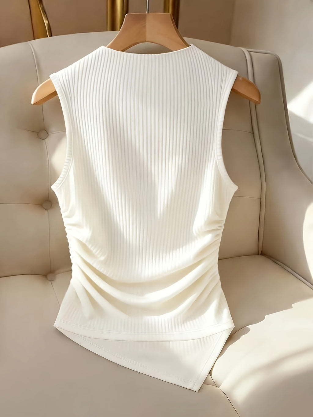 Women'S Summer Casual Top, Slant Collar Metallic Button Ribbed Versatile Temperament Women'S Top, Slant Collar Sleeveless Design with Metallic Button Embellishment And Side Ruching And Irregular Hem, Ribbed Texture, Temperament Commuter Style - Apricot