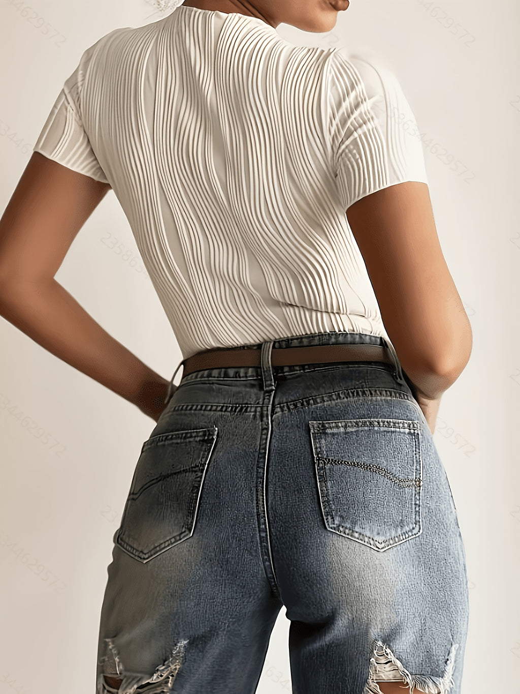 Fashionable Women's Short Sleeved TopFashionable Women's Short Sleeved Top - White