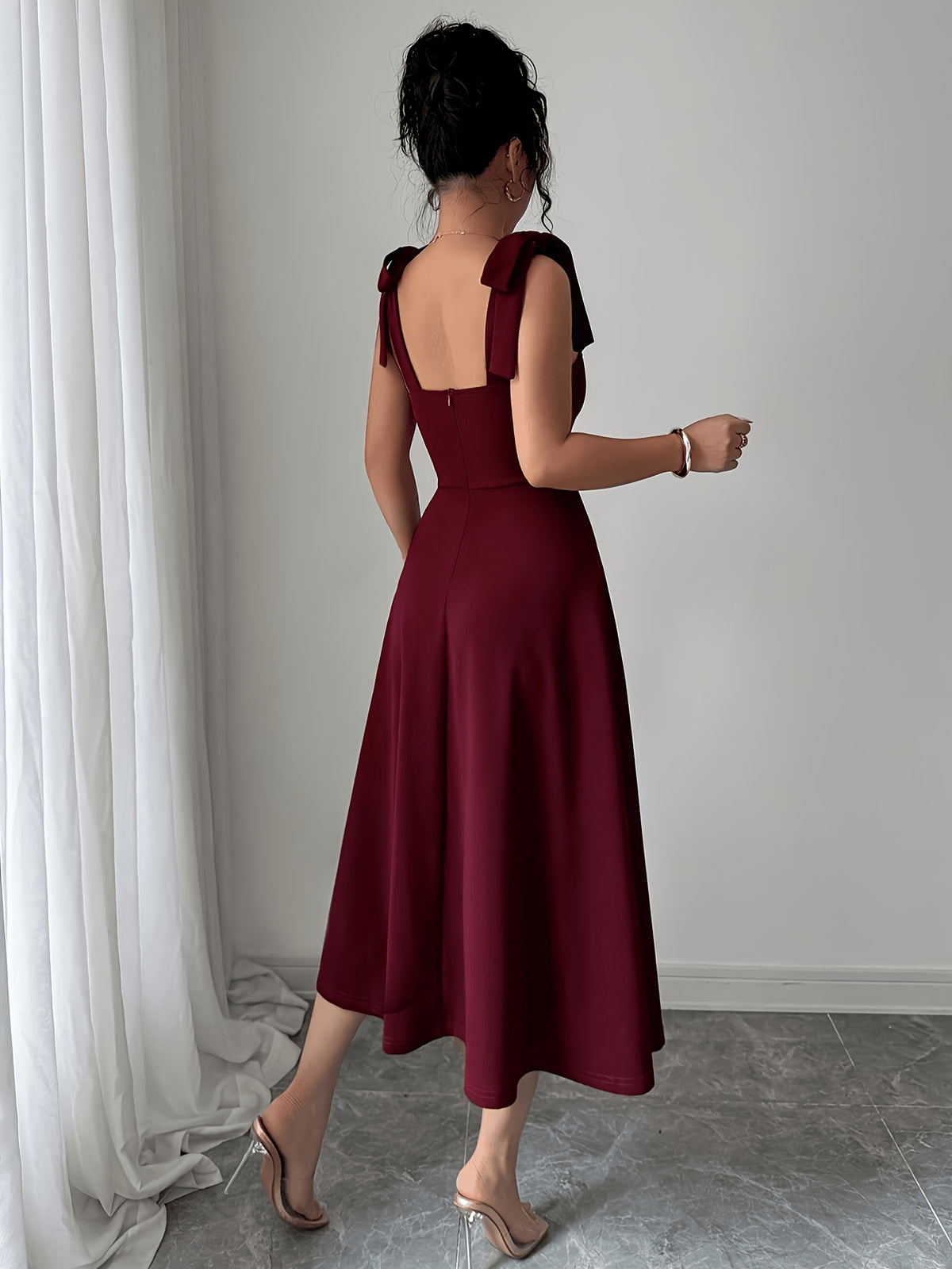Women's Elegant Sleeveless Tie-Waist A-Line Dress - Burgundy