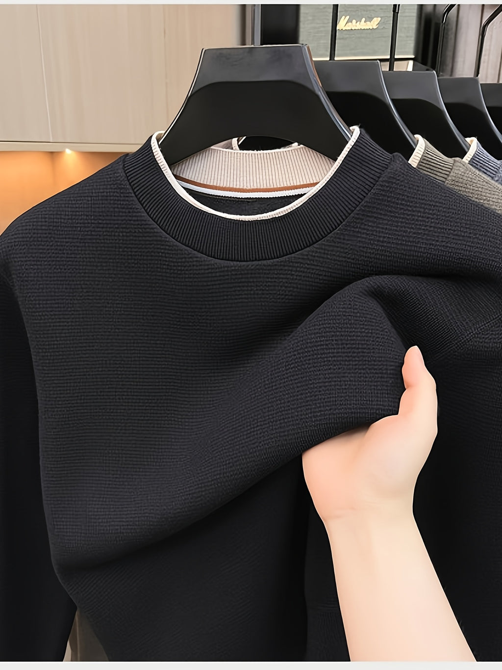 Men'S Round Neck Knit Sweater, Gray Contrast Trimmed Collar Long Sleeve, Light Business Style, Regular Fit for Fall/Winter, Suitable for Layering And Casual Outings - Black