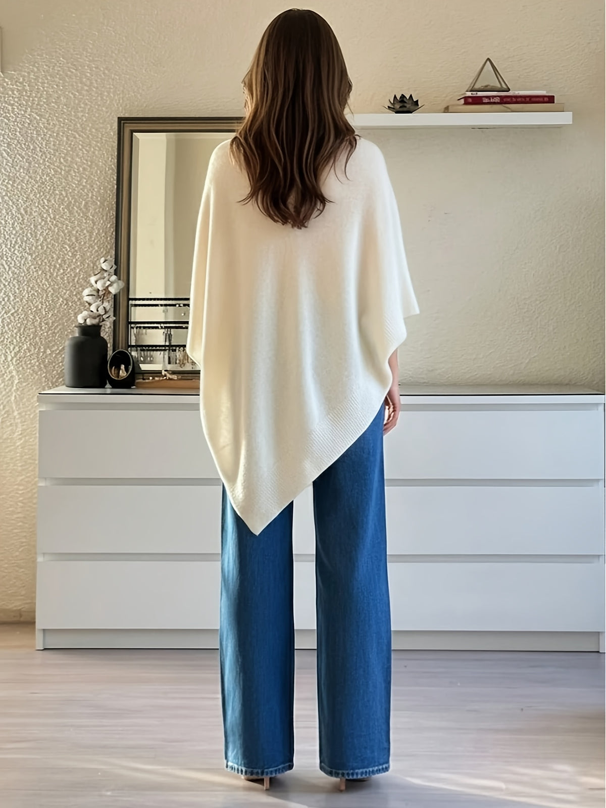 Women's Shawl, Versatile for All Seasons - Elegant and Graceful, Stylish Solid Color Cape Shawl, Wind-Resistant Fashionable Solid Color Multi-Functional Fabric Shawl, - Apricot