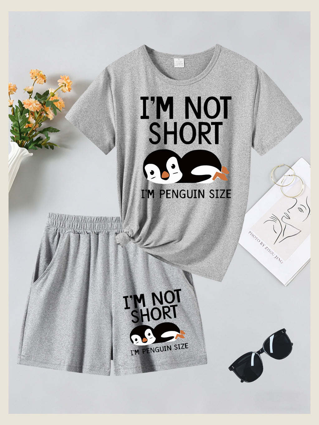 2pcs Women'S Summer Short Sleeve Set - I'M NOT SHORT Fun Penguin Print Short Sleeve And Shorts Outfit, Comfortable, Soft, Breathable Sportswear for Daily Wear, Suitable For, Campus, Valentine'S Day, Women'S Pajamas, Jogging, Fitness - Gray + Gray