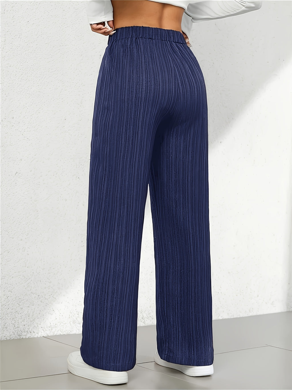 Women's Elegant Straight-leg Trousers with Tree Grain Wrinkle-texture Micro-stretch Fabric, Featuring a Comfortable Elastic Waistband with Drawstring Detail and Side Slant Pockets. Suitable for All Seasons - Navy Color