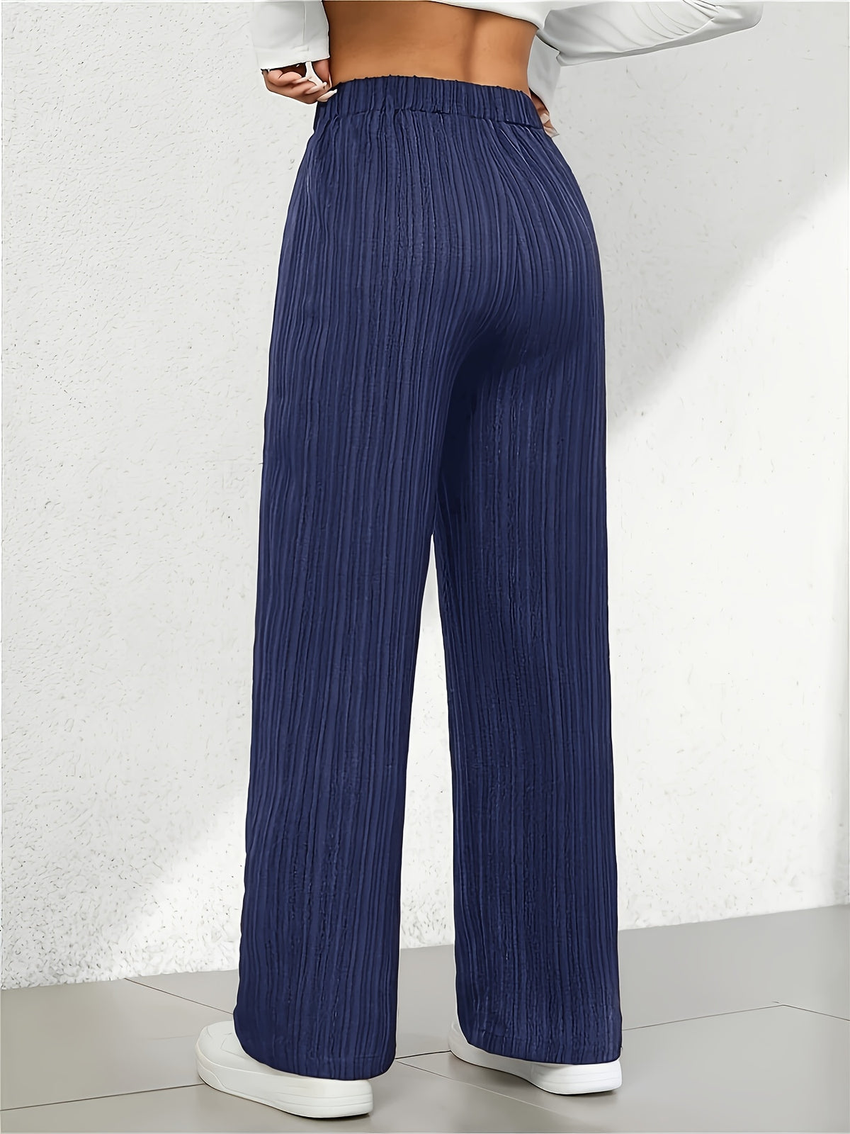 Women's Elegant Straight-leg Trousers with Tree Grain Wrinkle-texture Micro-stretch Fabric, Featuring a Comfortable Elastic Waistband with Drawstring Detail and Side Slant Pockets. Suitable for All Seasons - Navy Color