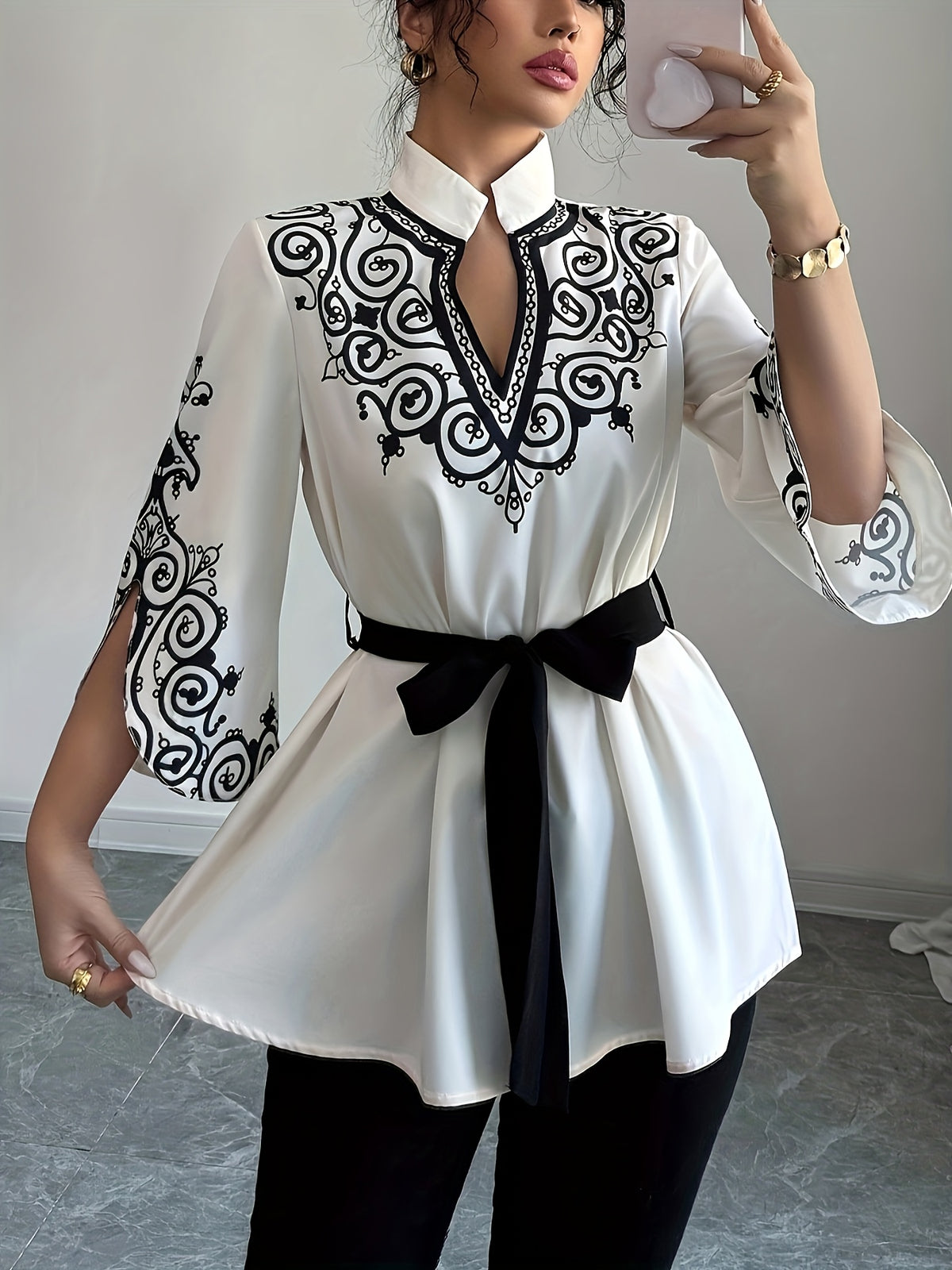 Ladies' Elegant Printed Mid-length Loose Belted Shirt - White