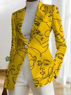 An Elegant Women'S Autumn Ensemble, a Distinctive Outfit Perfect for Outdoor Travel, Featuring a Women'S Top with Exquisite Patterns And Creative Prints, Sophisticated Tailoring, And a Beautifully Crafted Blazer - Mixed colors