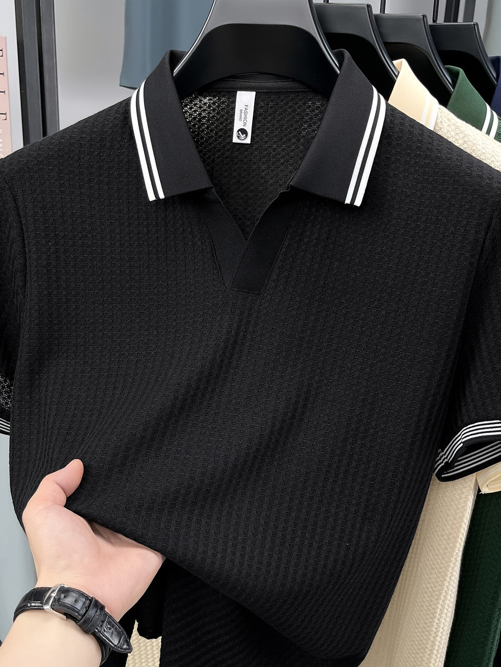Men'S Scissor Collar Sweater, Summer Short Sleeve Breathable Knit Top, Contrast Striped Collar Design, Casual Knit Top, Summer Thin Breathable V-Neck Short Sleeve T-Shirt, Men'S Top - Black