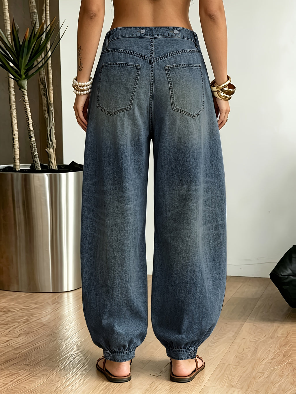 2026 New Light Blue Balloon Leg Denim Pants, Vintage Washed Oversized Barrel Jeans for Women, Elastic Hem Casual Trousers for Daily Wear - Medium Blue